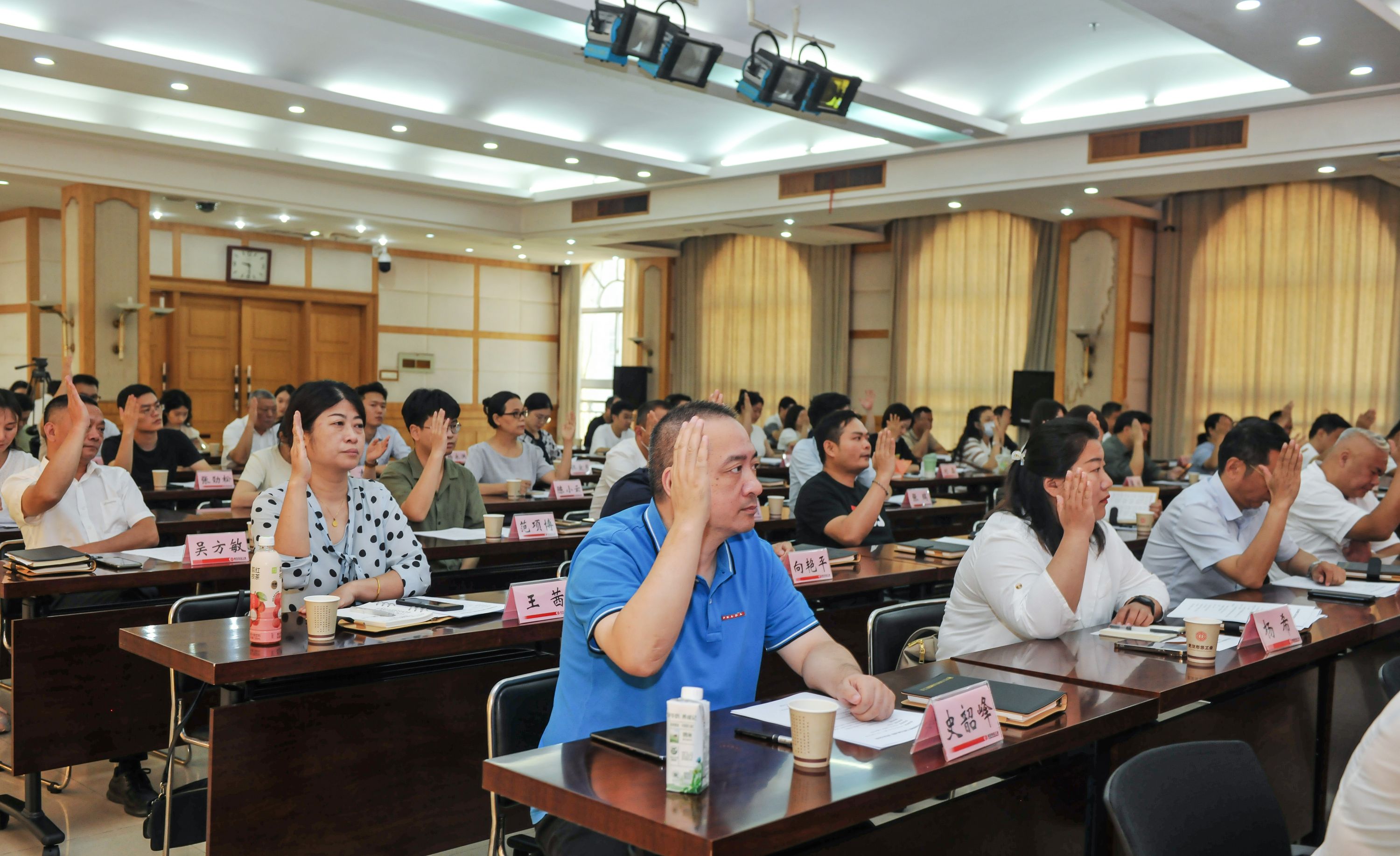 火狐电竞APP 火狐电竞官方网站助力商贸物流中心建设武汉今天成立这个行业工会(图3)